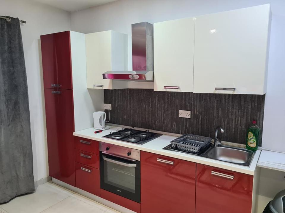 Saint Julian's St Julians Central 2 Bedroom Apartment מראה חיצוני תמונה